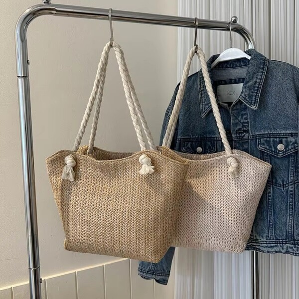 Womens Large Capacity Straw Bag