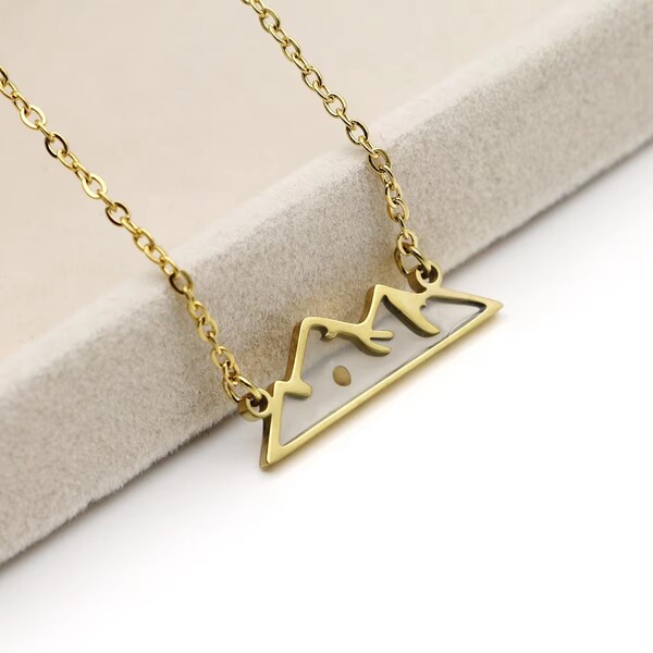 Fashion Pendant Necklace