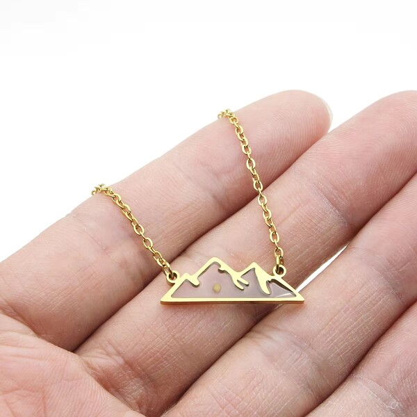 Fashion Pendant Necklace