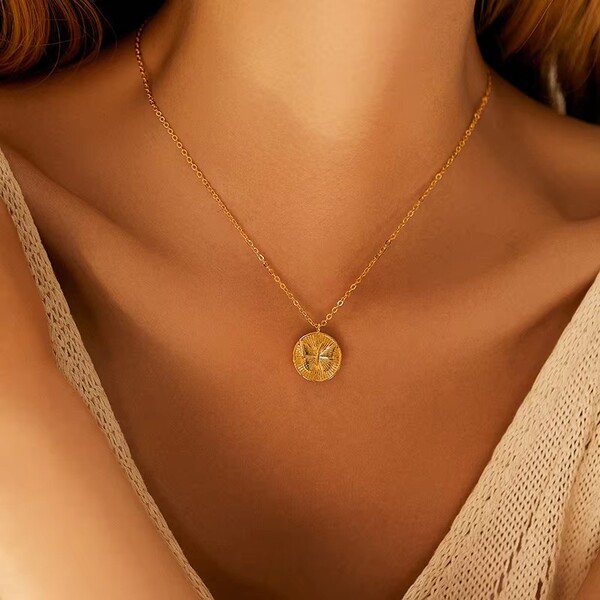 Geometric Round Pendant Butterfly Design Necklace