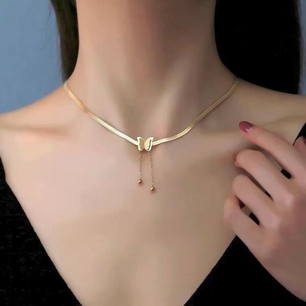 Womens Fashion Butterfly Pendant Necklace